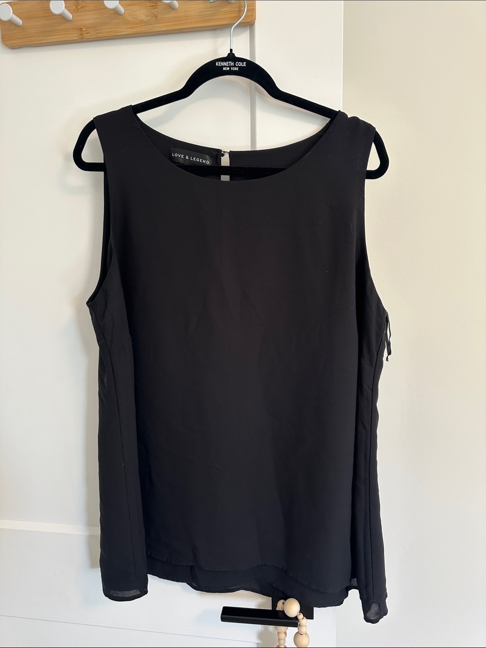 Love & Legend Classic Black Sleeveless Blouse